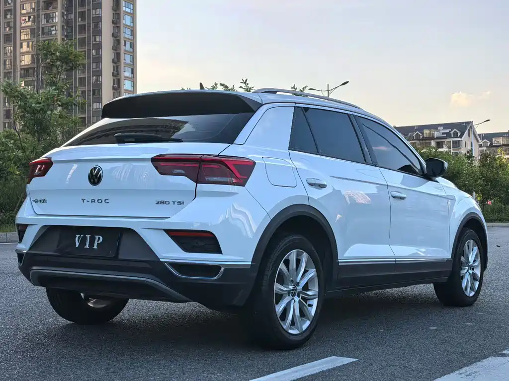 Volkswagen T-Roc 2022 — фото 9