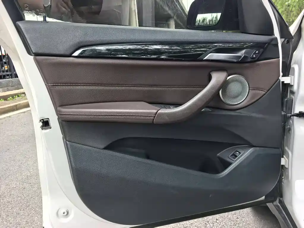BMW X1 2021 — фото 10