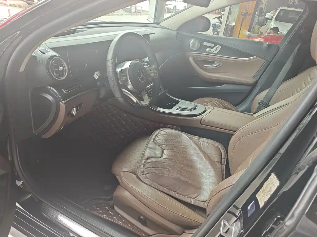 Mercedes-Benz E-Class 2020 — фото 6