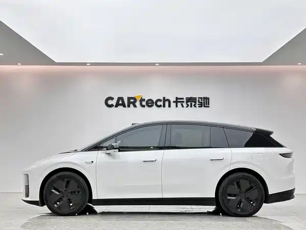 Li Auto i6 2026