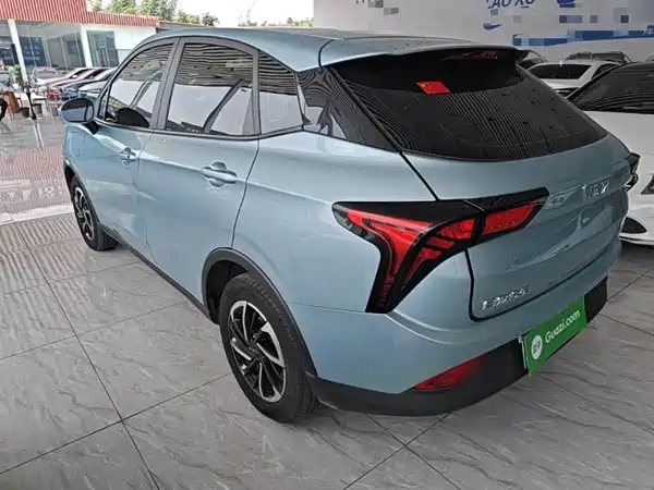 Neta V 2021