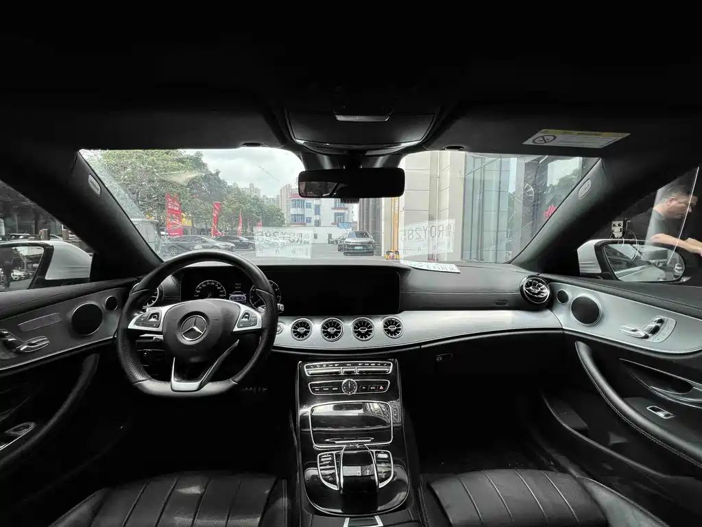 Mercedes-Benz E-Class 2017 — фото 8