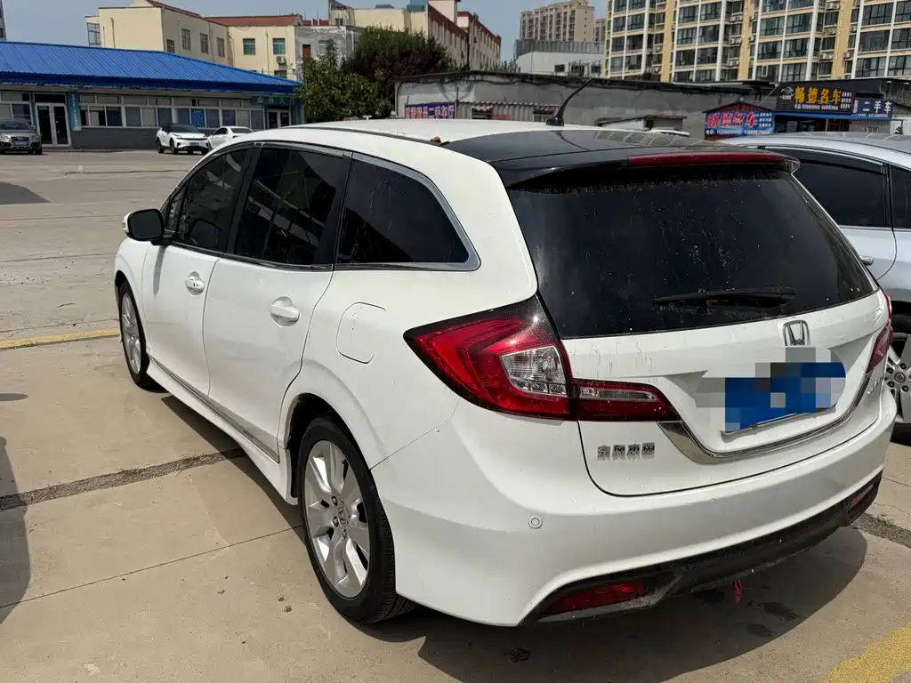 Honda Jade 2015 — фото 3