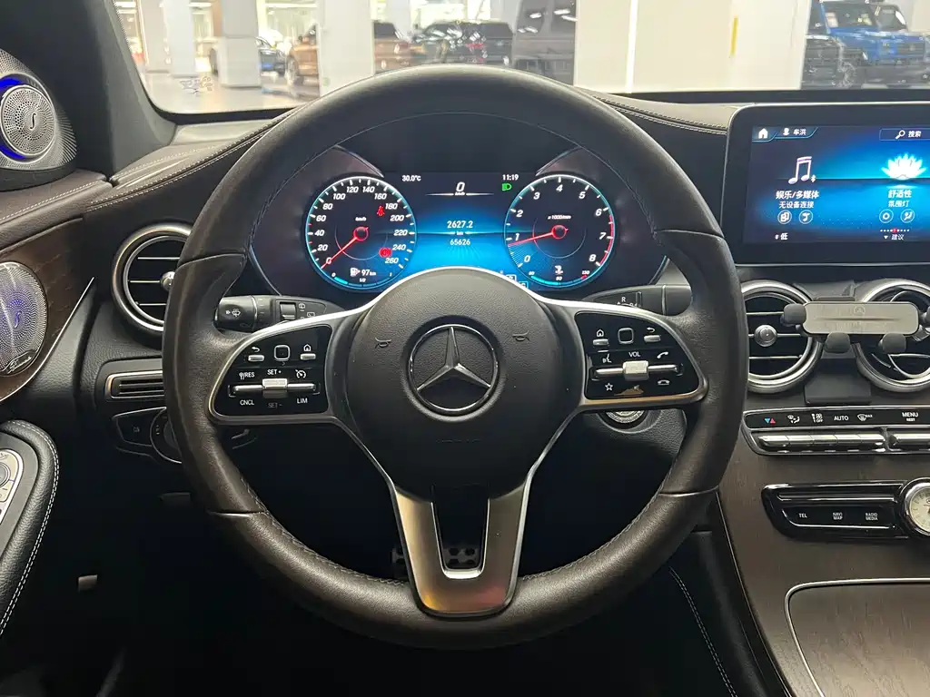Mercedes-Benz GLC 2021 — фото 13