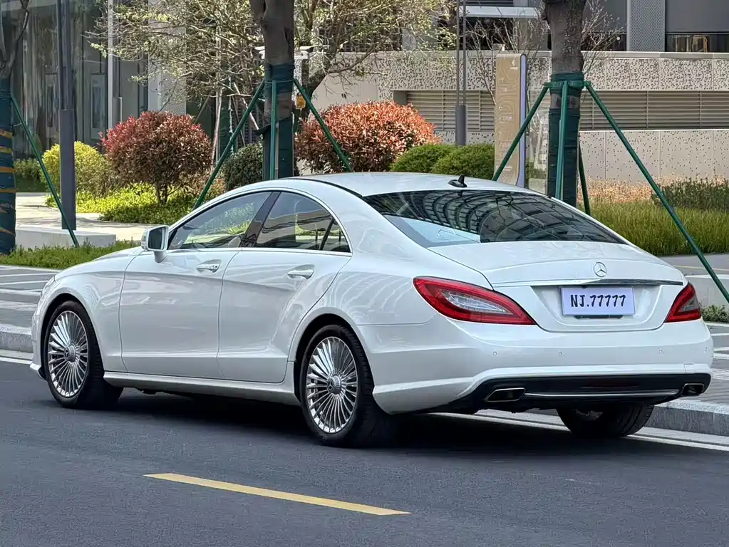 Mercedes-Benz CLS 2015 — фото 8