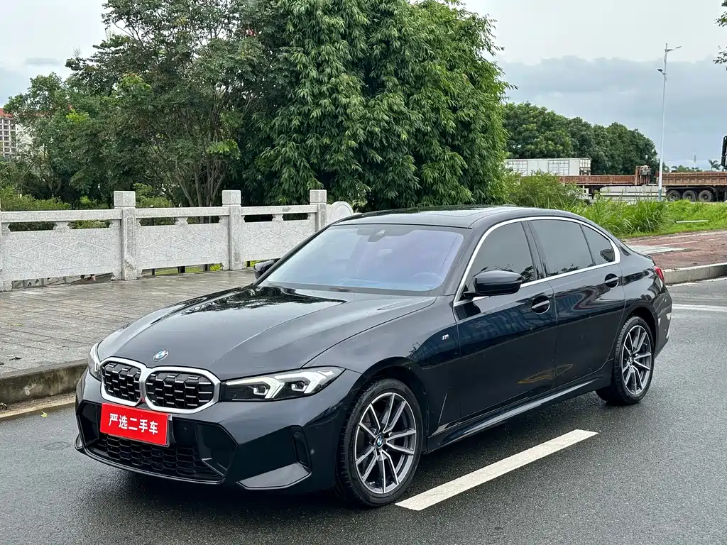 BMW 3 Series 2024