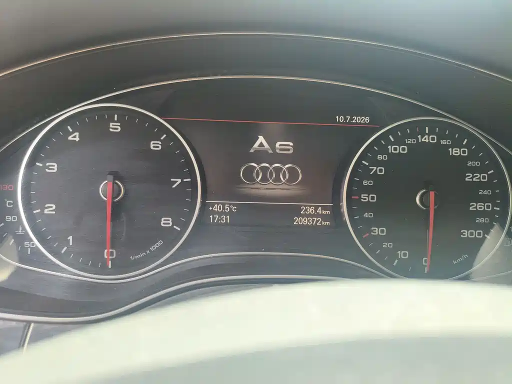 Audi A6L 2013 — фото 11