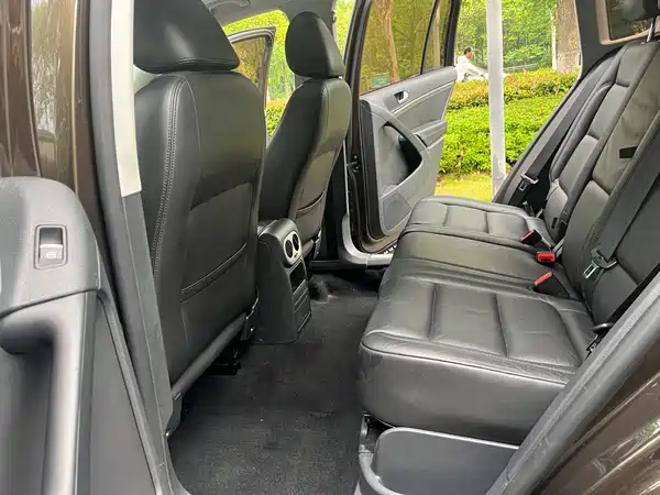 Volkswagen Tiguan 2015