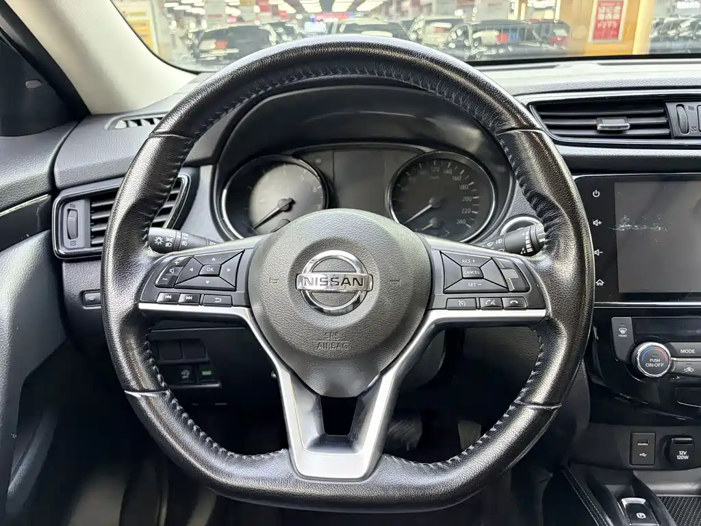 Nissan X-Trail 2021 — фото 11