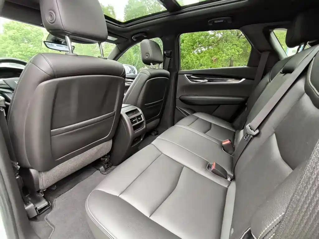 Cadillac XT5 2022 — фото 11