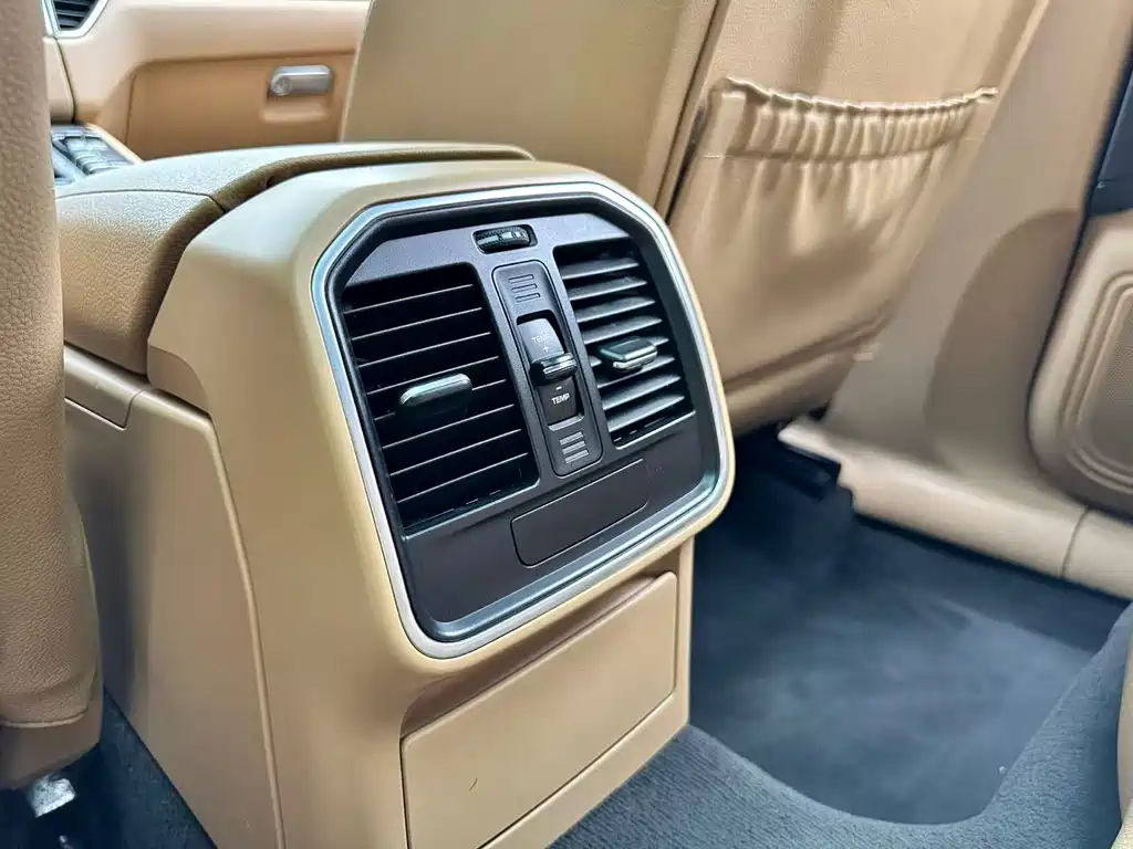 Porsche Macan 2016 — фото 22