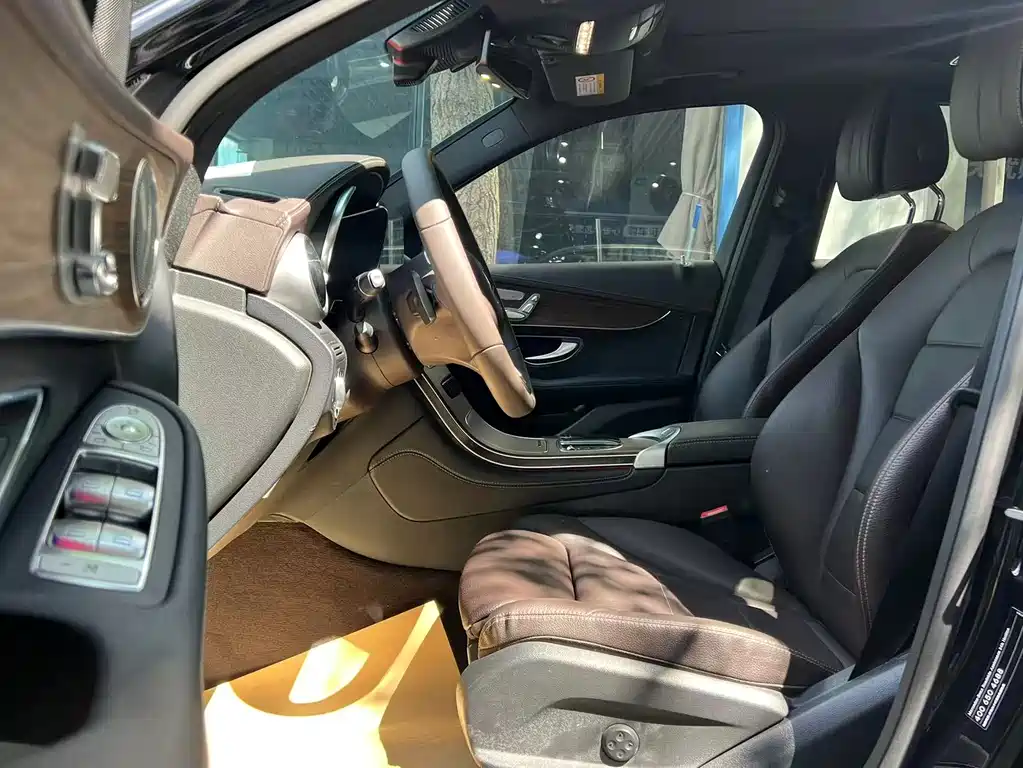 Mercedes-Benz GLC 2022 — фото 15