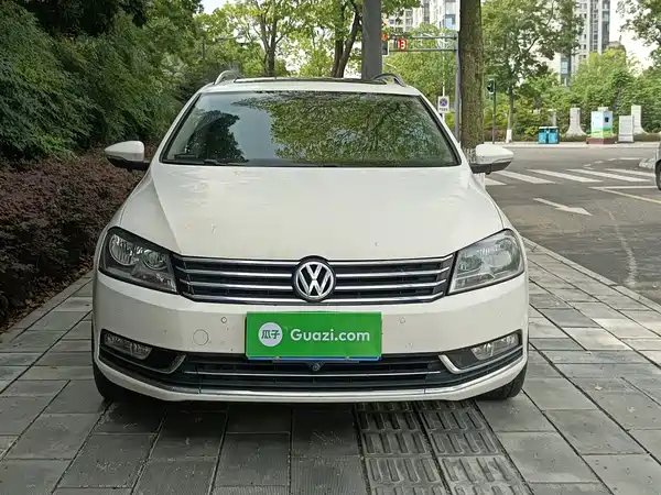 Volkswagen Magotan 2015