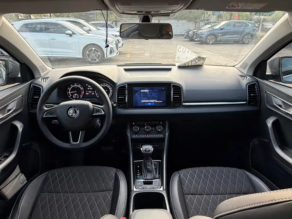 Skoda Karoq 2020 — фото 15