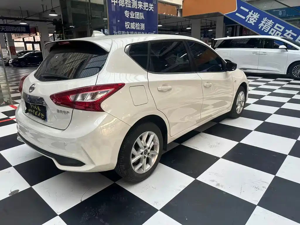 Nissan Tiida 2022 — фото 16