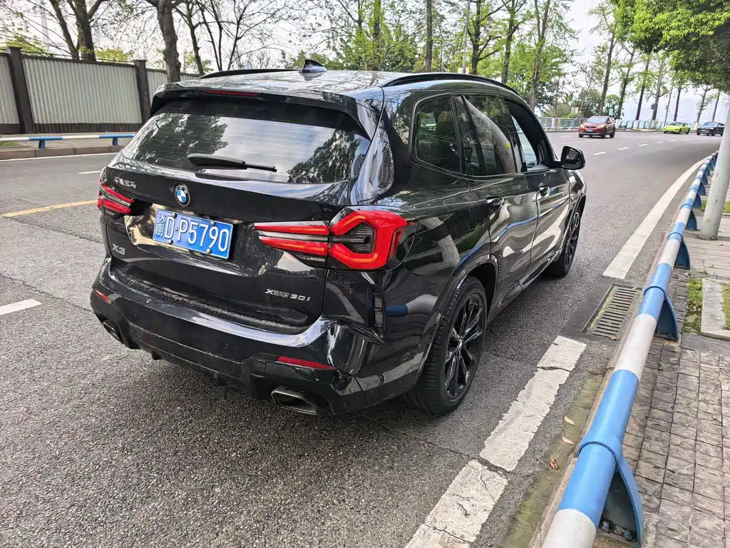 BMW X3 2022 — фото 9