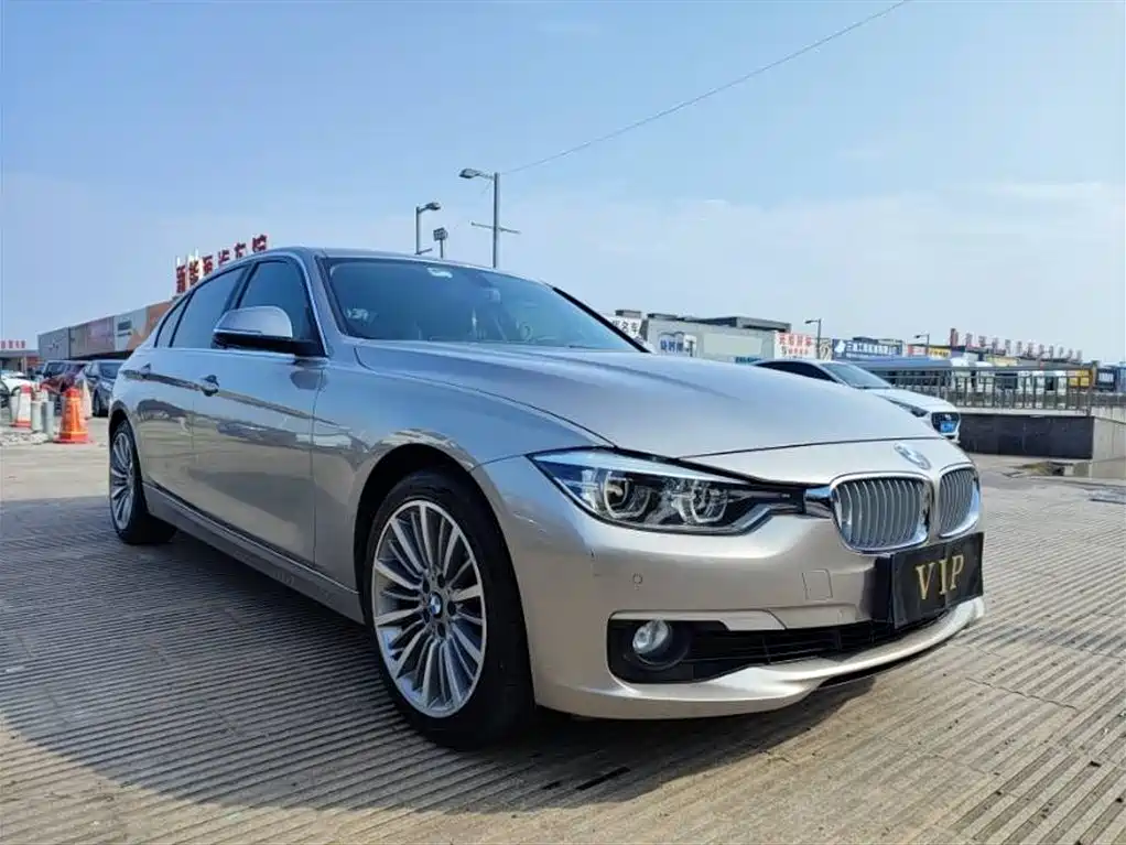 BMW 3 Series 2019 — фото 3