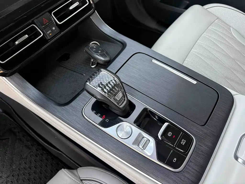 GAC Motor Trumpchi GS8 2022 — фото 13