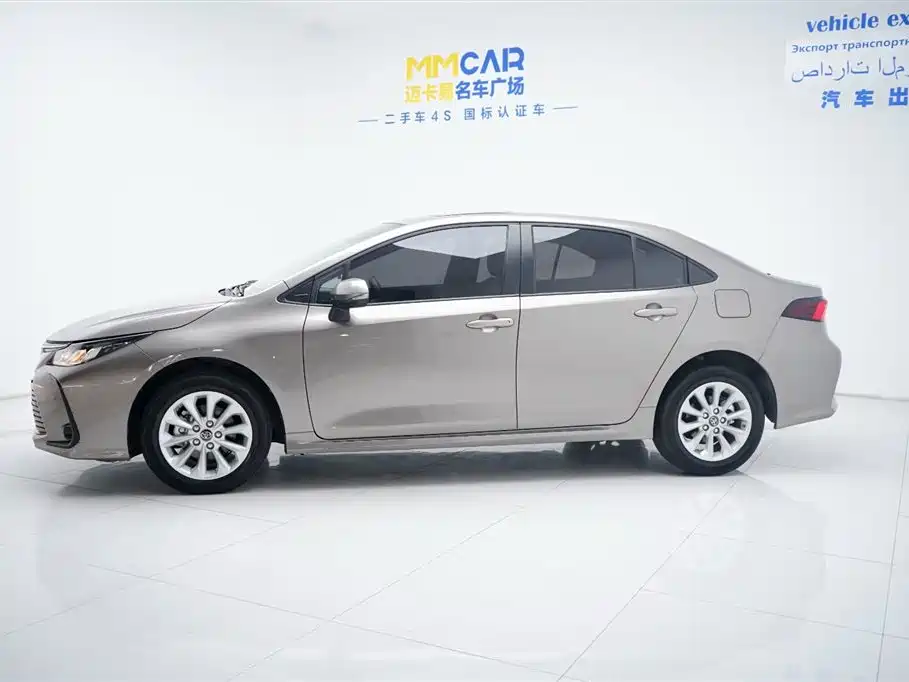 Toyota Corolla 2022 — фото 10