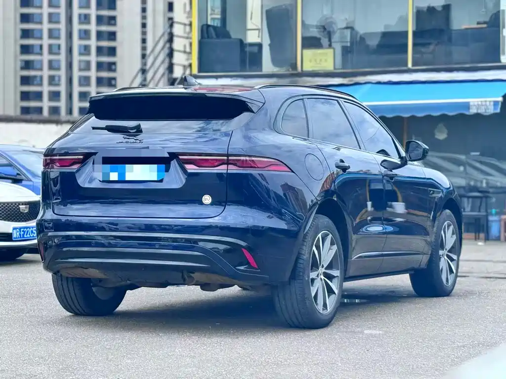 Jaguar F-PACE 2024 — фото 7