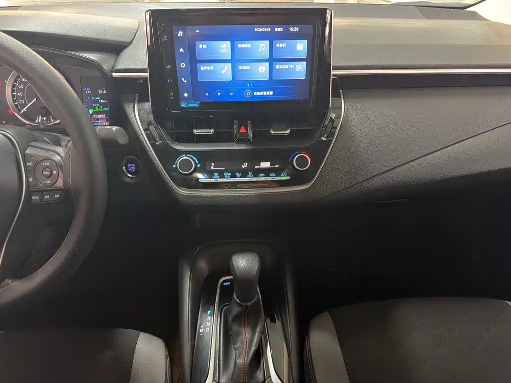 Toyota Corolla 2022 — фото 10