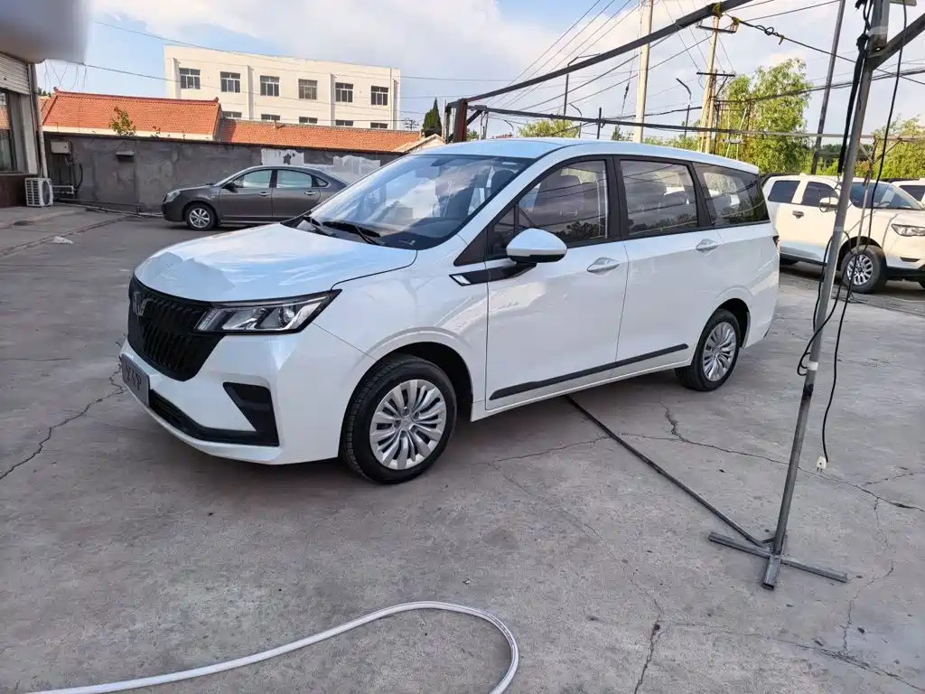 Wuling Jiachen 2022