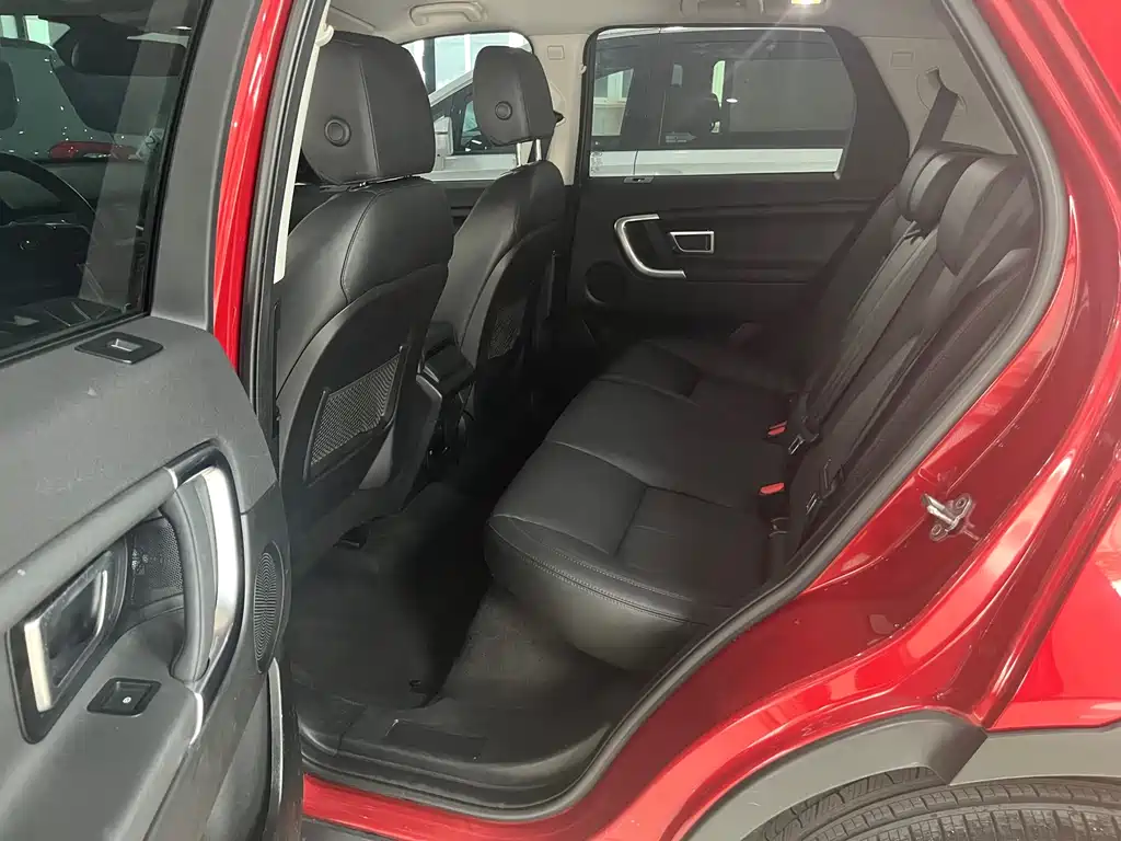 Land Rover Discovery Sport 2018 — фото 8