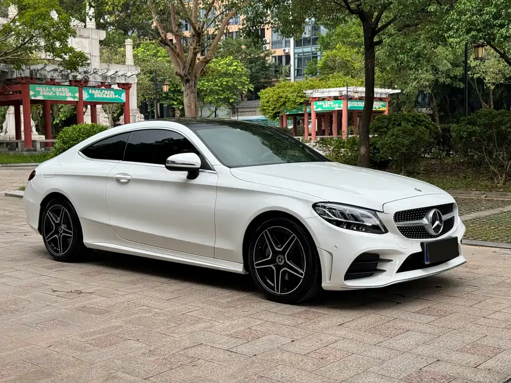Mercedes-Benz C-Class 2021