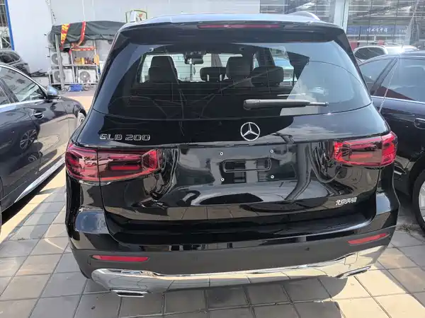 Mercedes-Benz GLB 2024