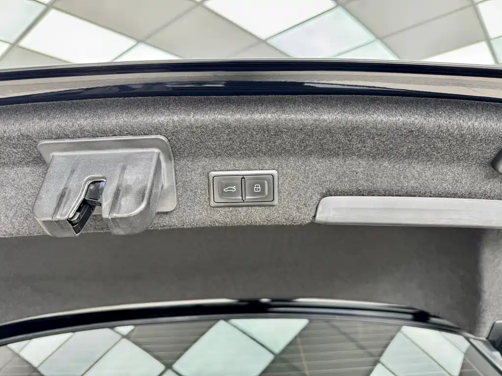 Audi A6L 2020 — фото 25