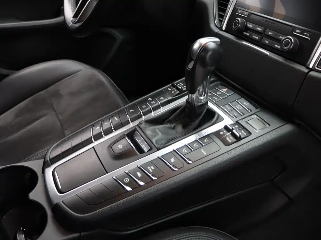 Porsche Macan 2016 — фото 8