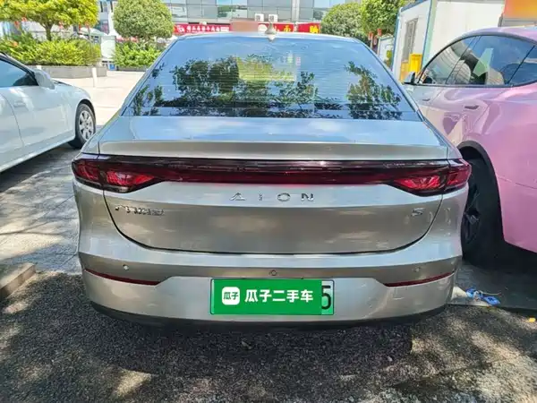 Aion S 2022