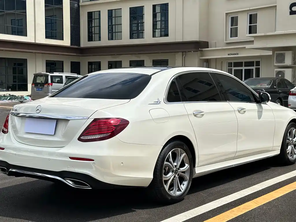 Mercedes-Benz E-Class 2020