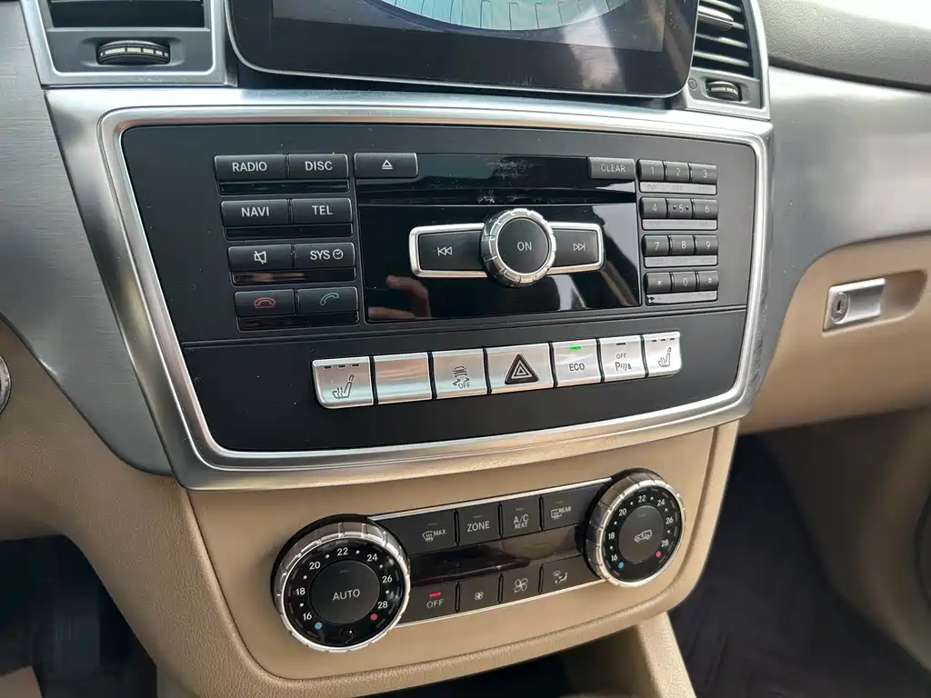 Mercedes-Benz M-Class 2015 — фото 19