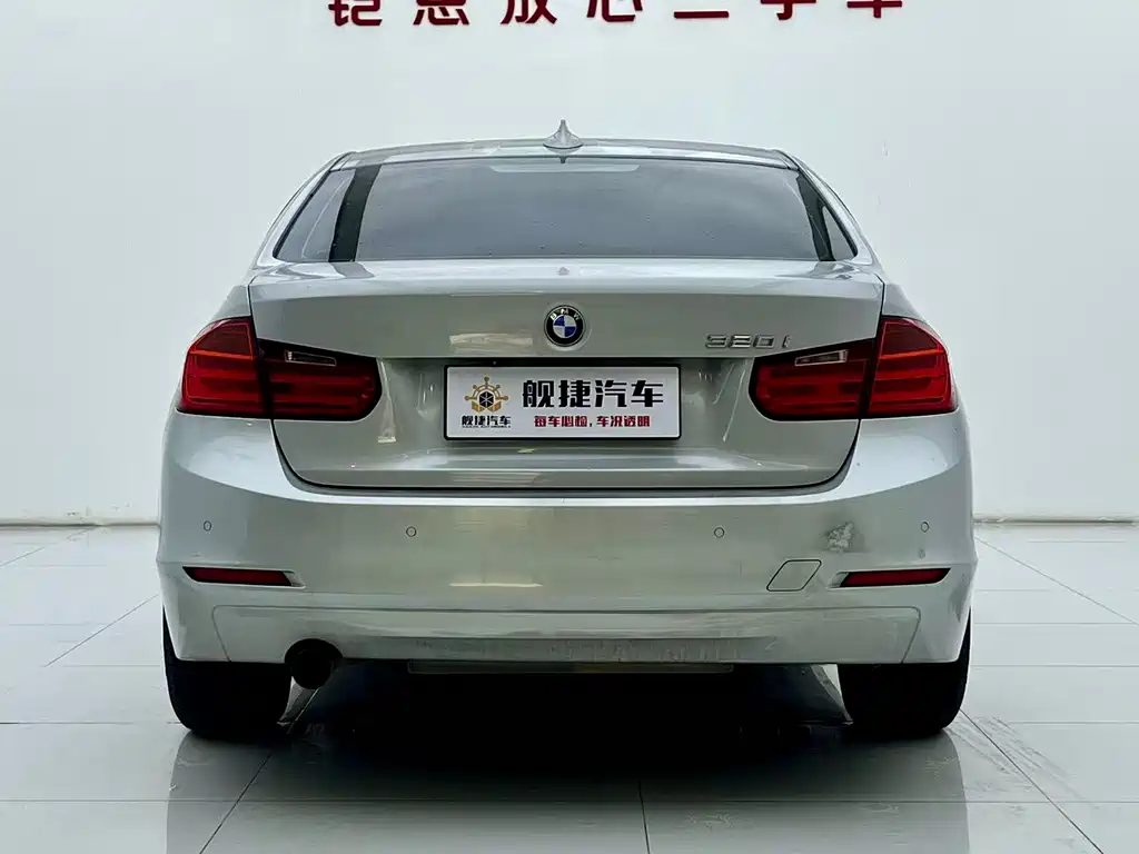 BMW 3 Series 2012 — фото 11