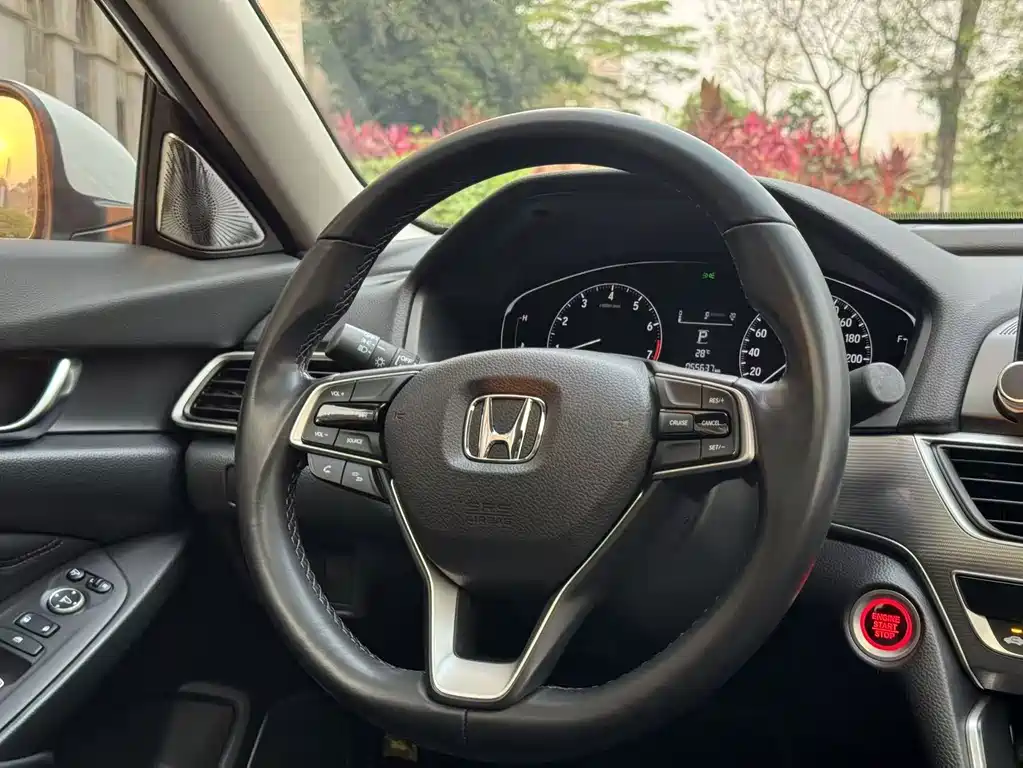 Honda Accord 2021 — фото 9