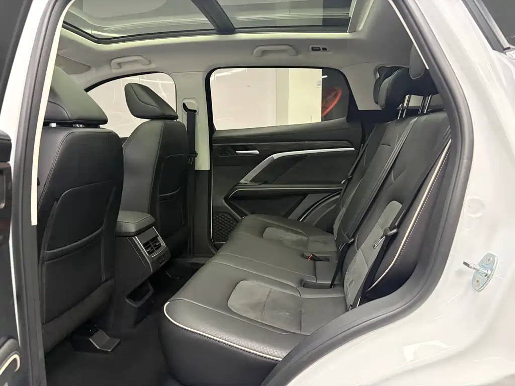 Haval H6 2023 — фото 17
