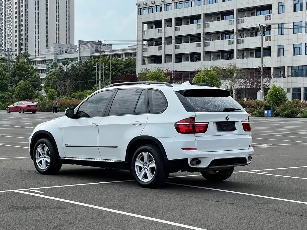 BMW X5 2013 — фото 11