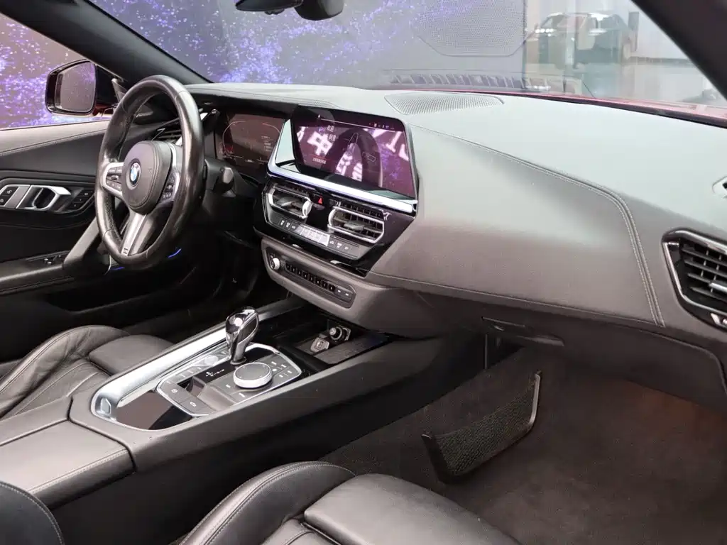 BMW Z4 2019 — фото 11