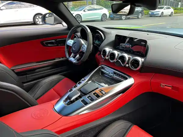 Mercedes-Benz AMG GT 2020
