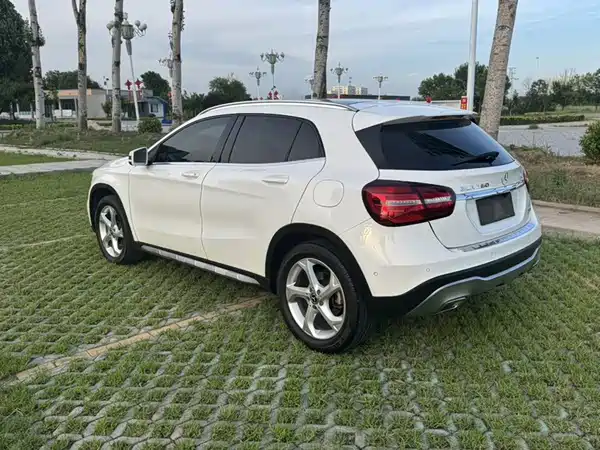 Mercedes-Benz GLA 2018
