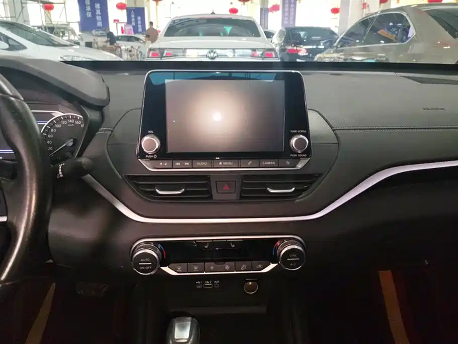 Nissan Teana 2020 — фото 13