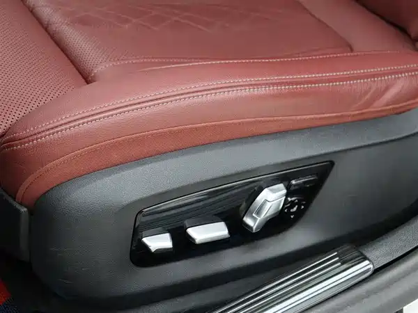 BMW 5 Series New Energy 2022