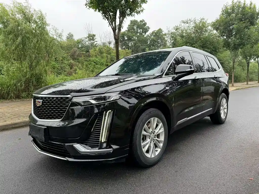 Cadillac XT6 2023