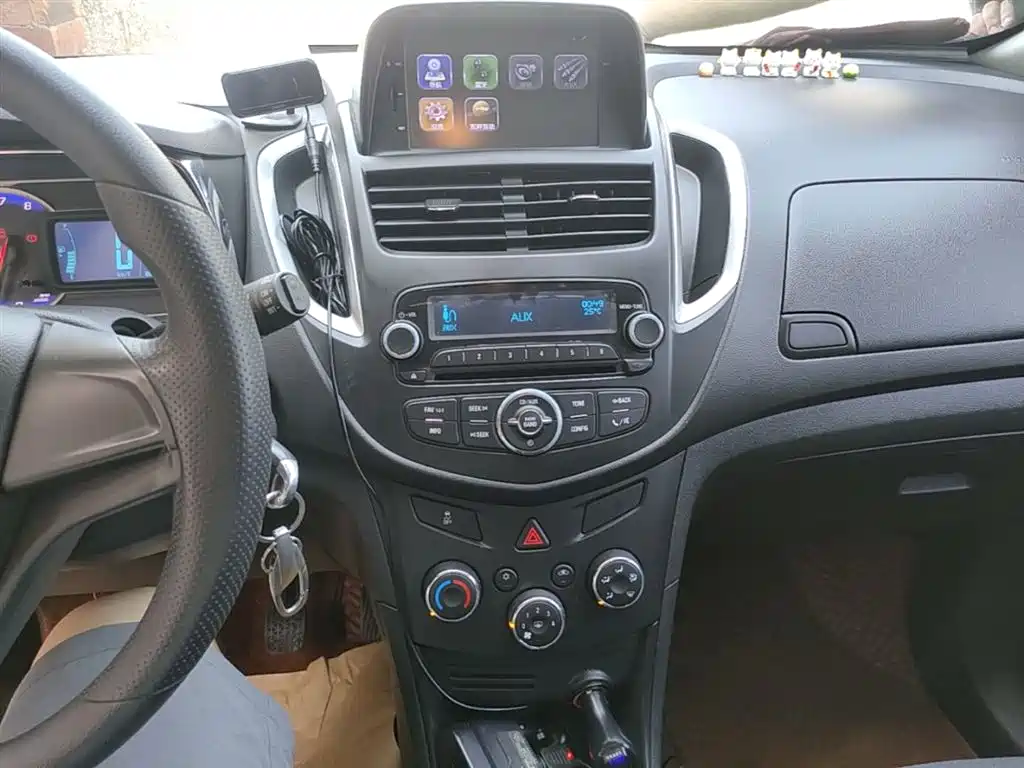 Chevrolet Trax 2017 — фото 13