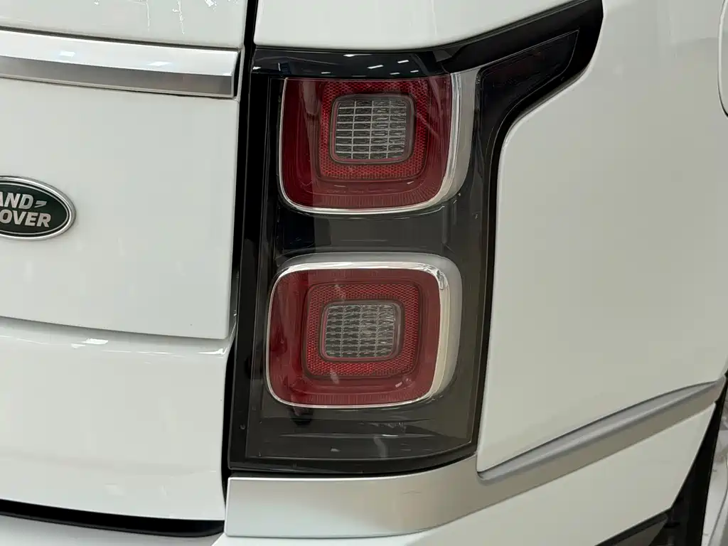 Land Rover Range Rover 2019 — фото 14