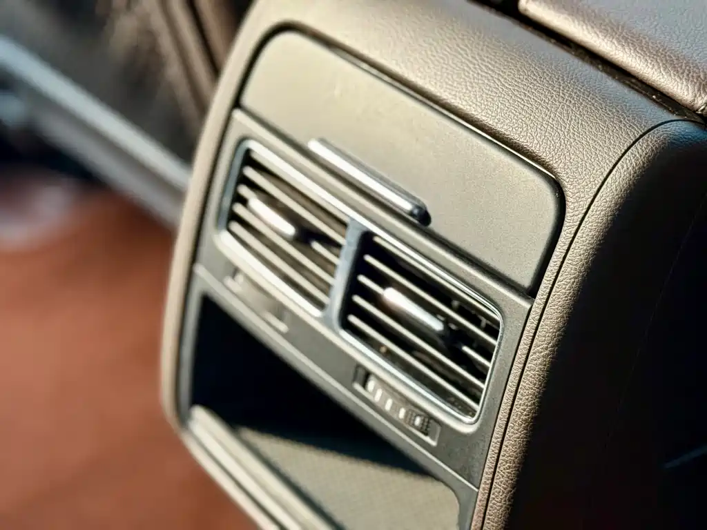 Volkswagen Touareg 2016 — фото 17