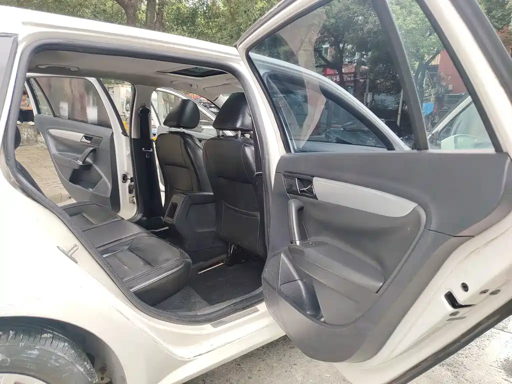 Volkswagen Gran Lavida 2015