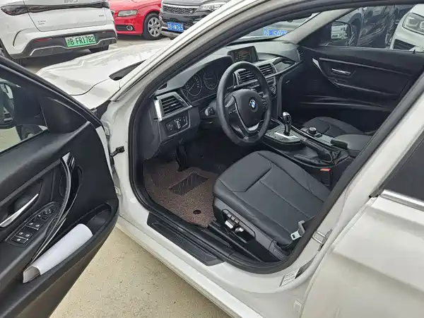 BMW 3 Series 2015