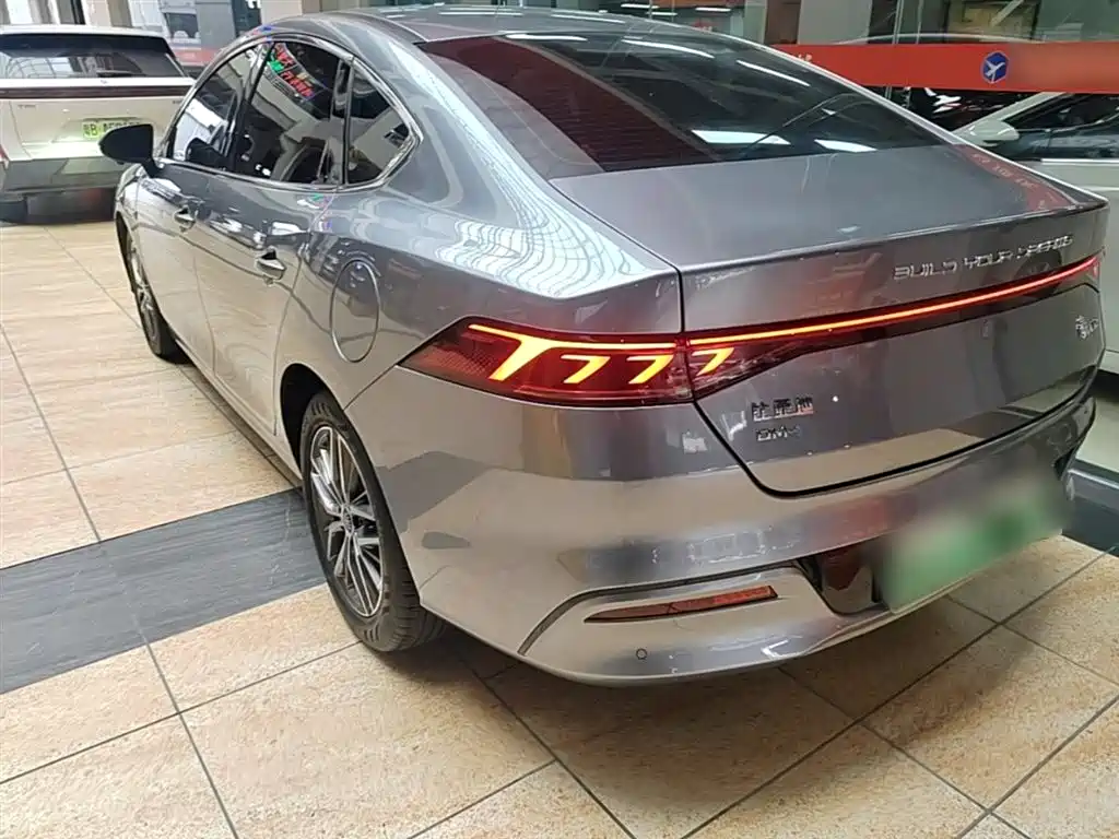 BYD Qin PLUS 2022 — фото 5